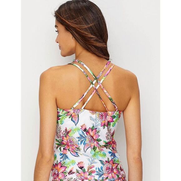 New. La Blanca floral Tankini set. Normally $189
8-top/10-bottom - Picture 5 of 15